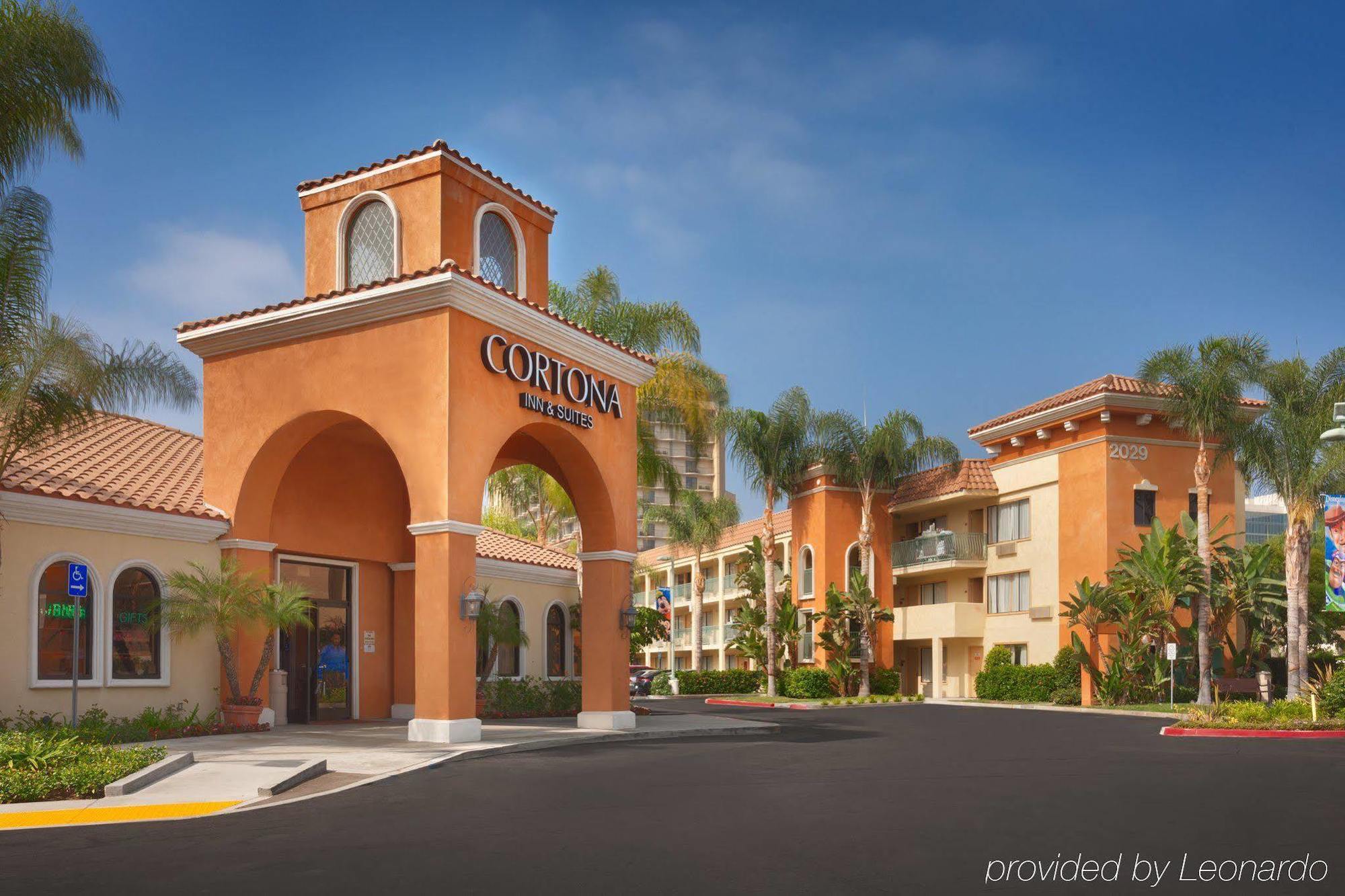 Cortona Inn And Suites Anaheim Resort Exterior foto